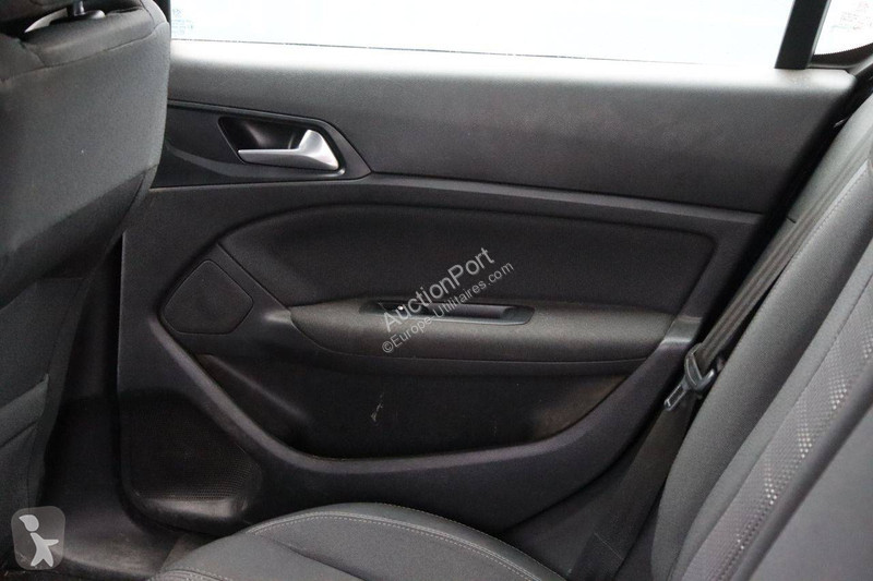 Коммерческий автомобиль Peugeot