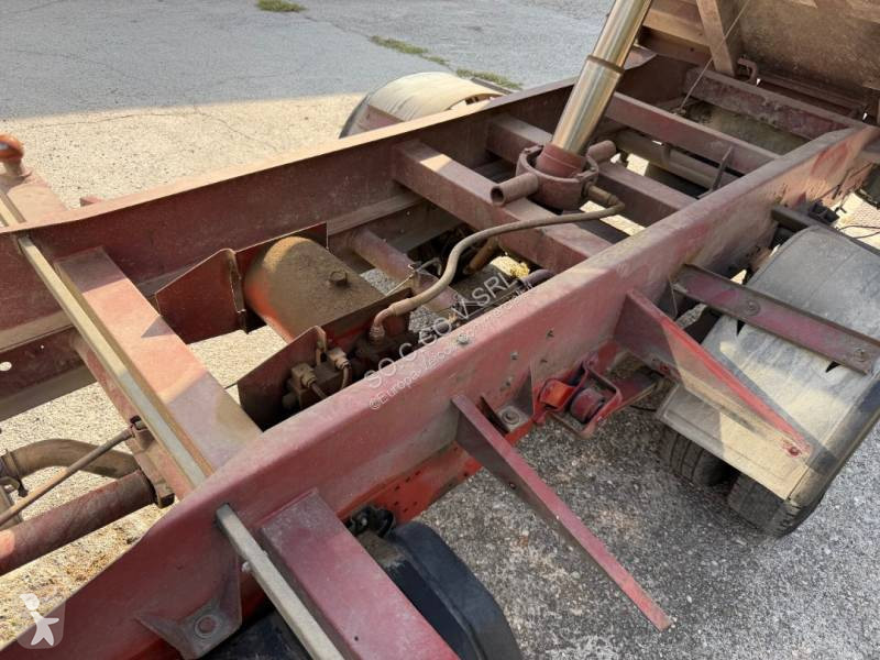 Véhicule utilitaire Iveco 35C09