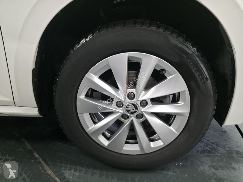 Véhicule utilitaire Skoda KAMIQ 1.0 TSI - 95...