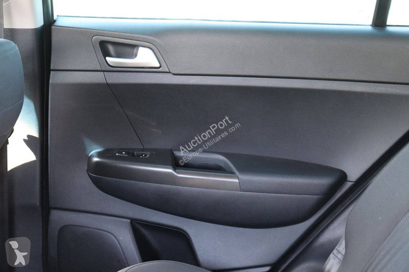Véhicule utilitaire KIA