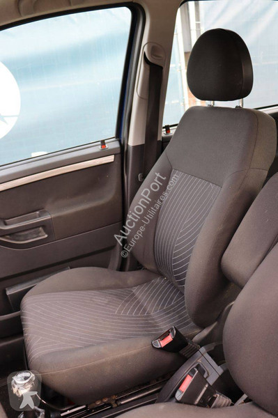 Véhicule utilitaire Opel
