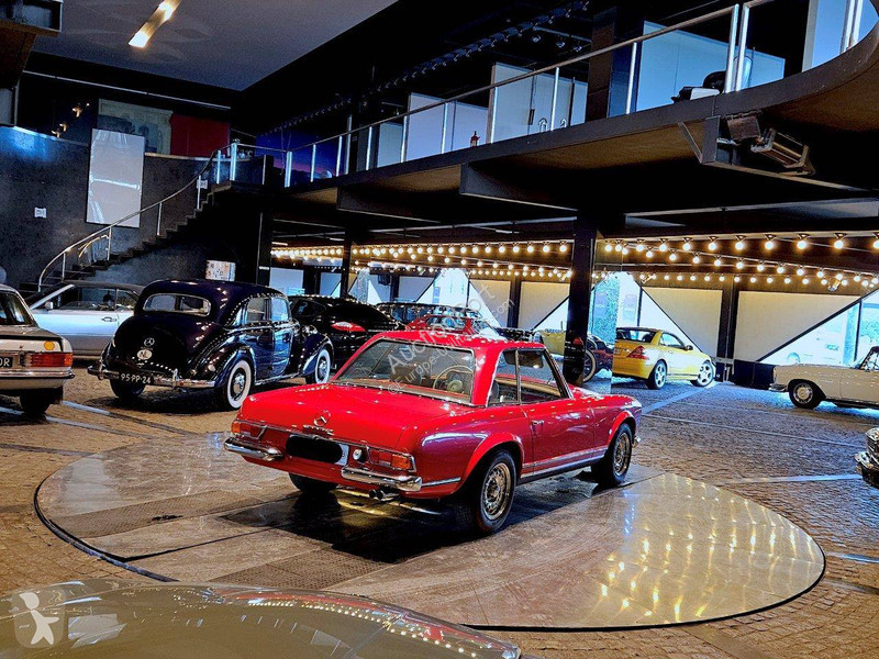 Furgoneta Mercedes SL 'Pagode' 200-serie