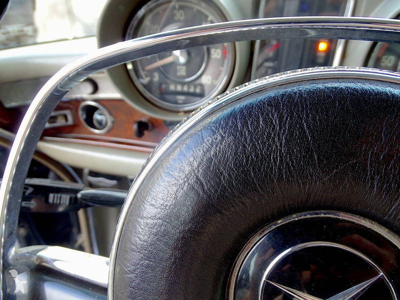 Furgoneta Mercedes  (W100) _ 600 Pullman