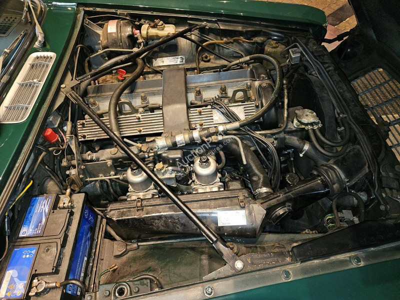 Véhicule utilitaire Jaguar (series II) 4.2...