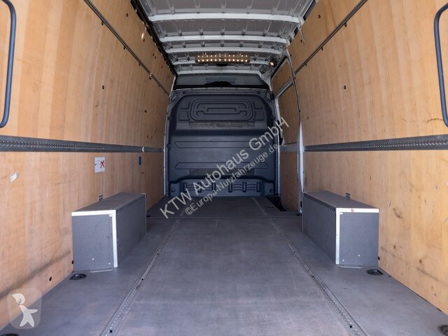 Užitkové vozidlo Mercedes 317...