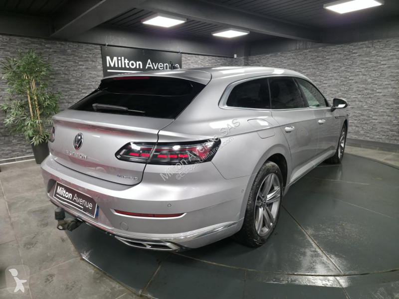 Véhicule utilitaire Volkswagen ARTEON Shooting...