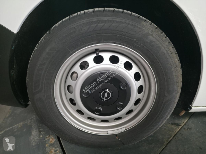 Véhicule utilitaire Opel VIVARO M 2.0 BlueHDi -...