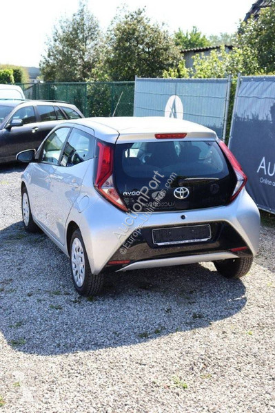 Autoutilitară Toyota