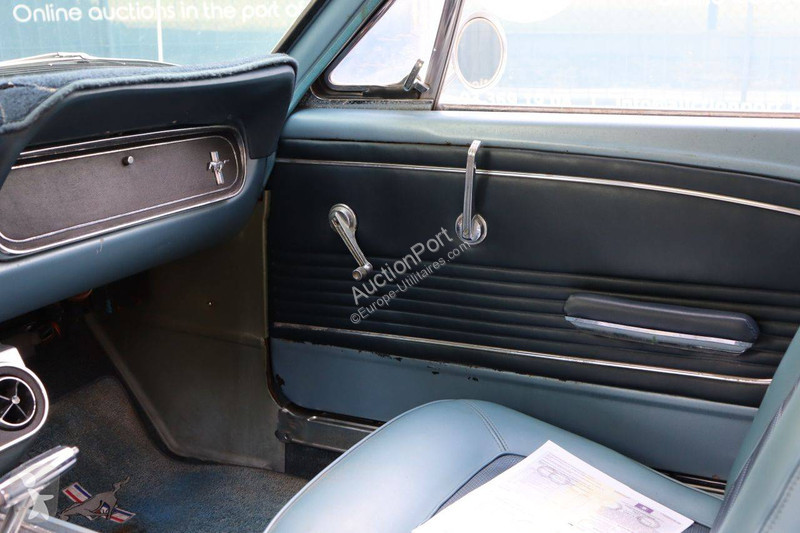 Furgoneta Ford V8