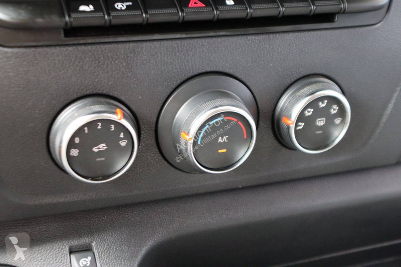 Nyttofordon Nissan