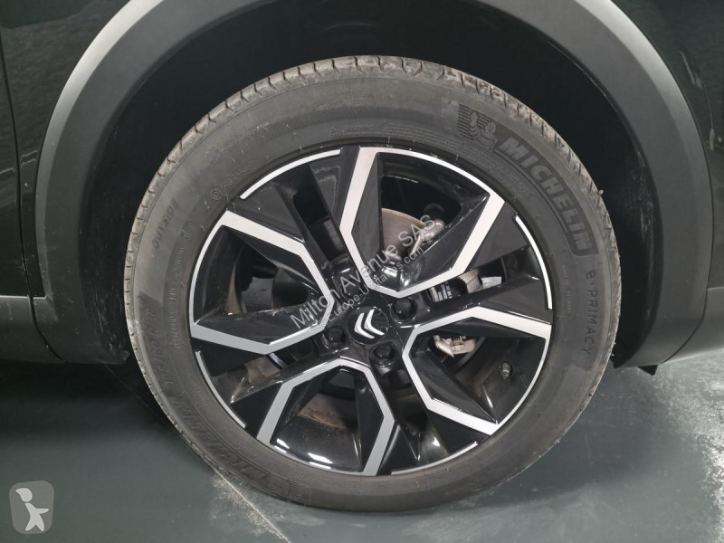 Véhicule utilitaire Citroën C4 X ë-136  E-Séries