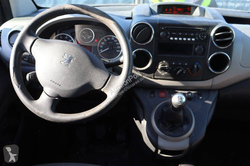 Véhicule utilitaire Peugeot