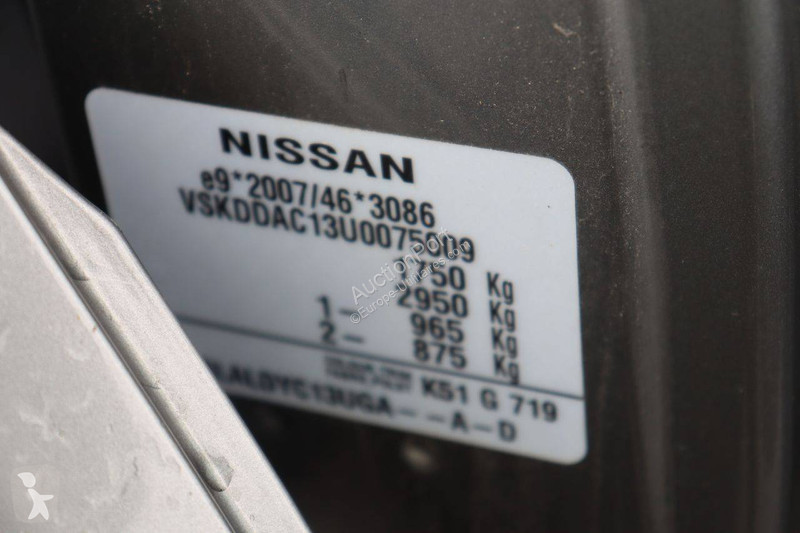 Véhicule utilitaire Nissan