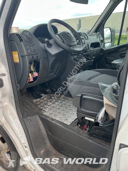 Véhicule utilitaire Opel 145PK