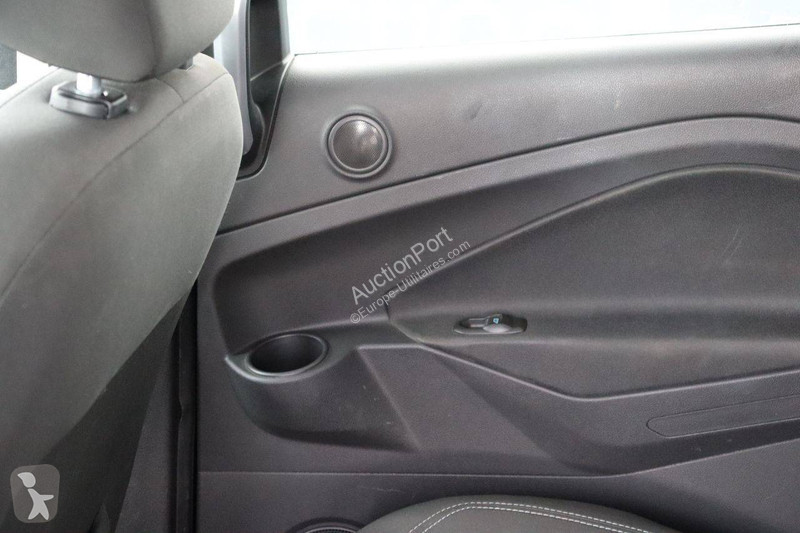 Furgoneta Ford Grand
