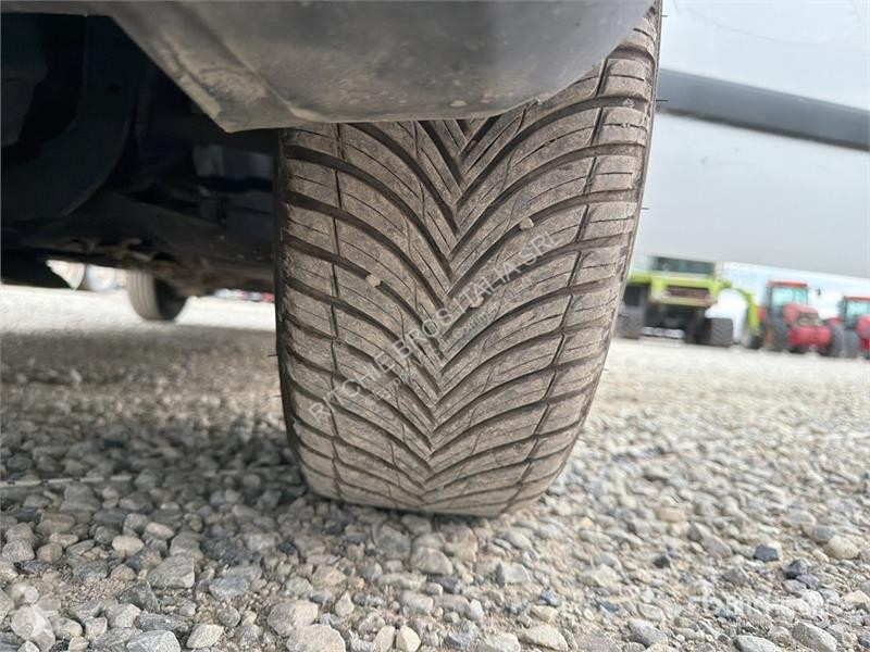 Veículo utilitário Renault Cargo Van