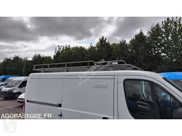 Véhicule utilitaire