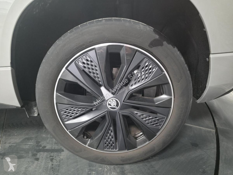 Samochód dostawczy Skoda 2.2 D - 160 - BVA  Veloce