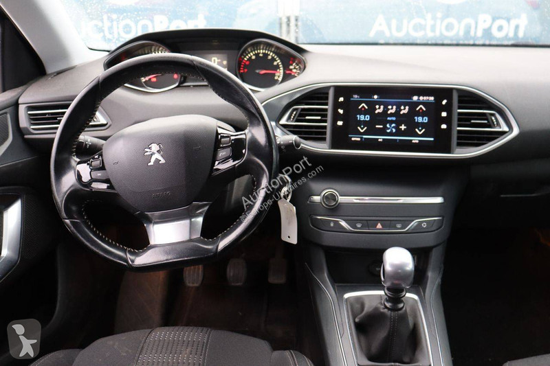 Коммерческий автомобиль Peugeot