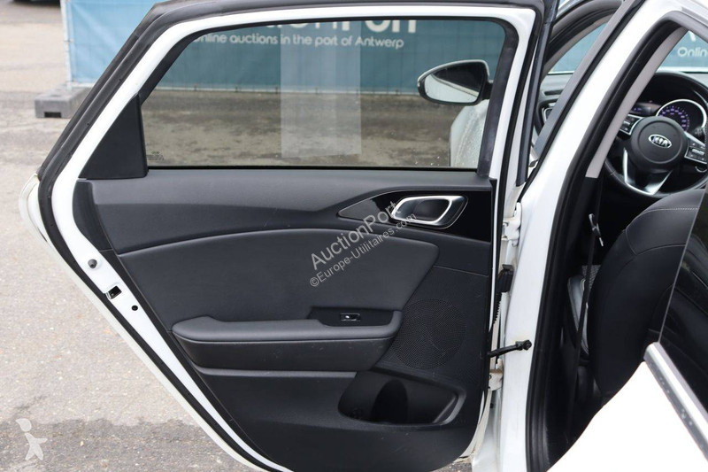 KIA  cee'd van