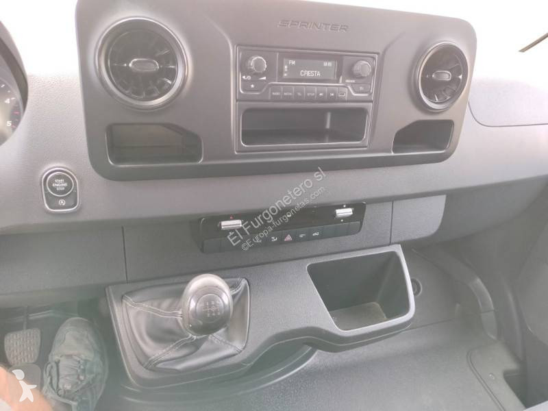 Véhicule utilitaire Mercedes