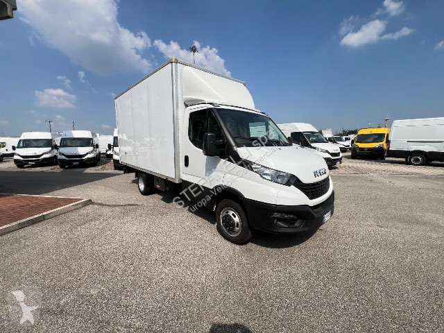 Veicolo commerciale Iveco DAILY 35C14H BOX p 3750