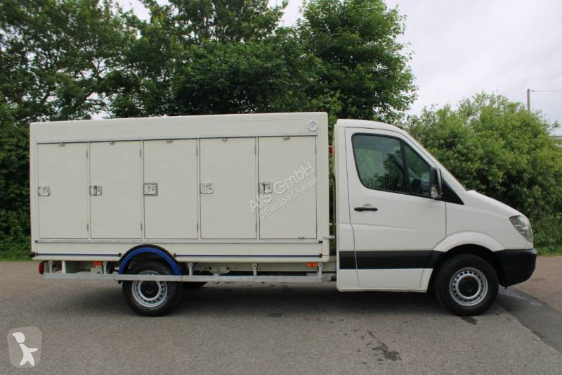 Véhicule utilitaire Mercedes