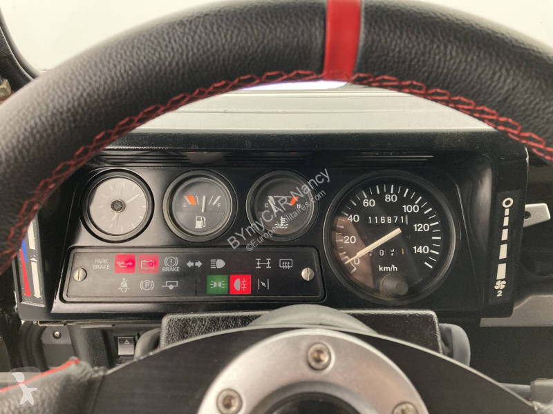 Véhicule utilitaire Land Rover 90 Defender TDI