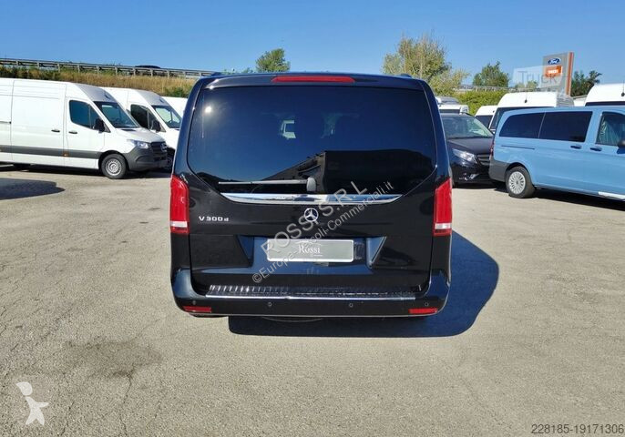 Véhicule utilitaire Mercedes sport 300 d Extralong