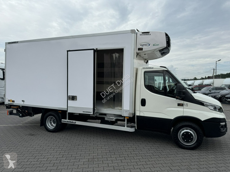 Autoutilitară Iveco 70C18 V H