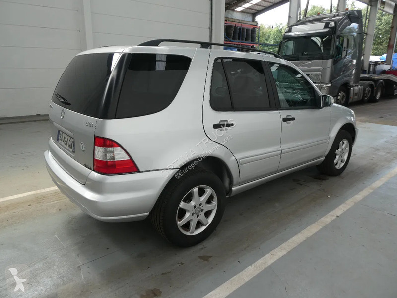 Autoutilitară Mercedes ML 270 CDI 4x4 M-lasse