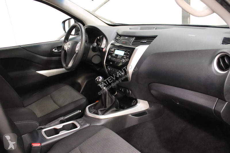 Furgoneta Nissan 2.3 dCi PICK UP 4X4