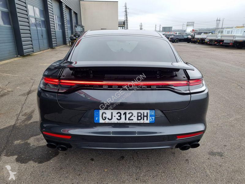 Véhicule utilitaire Porsche