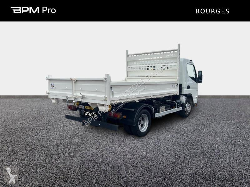 Véhicule utilitaire Fuso CCb 3C15 Empattement 28