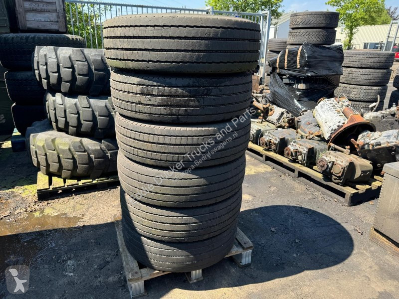 Autoutilitară Michelin 235/75R17.5 XZE2