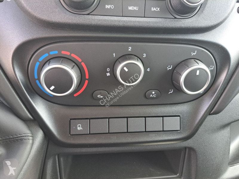 Autoutilitară Iveco 35C18 180CV 3L ALUMINIUM...
