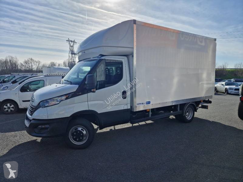 Veículo utilitário Iveco