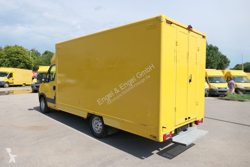 Furgoneta Iveco Daily 35 S11 C30C AUTOMATIK...