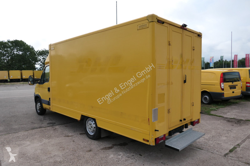 Furgoneta Iveco Daily 35 S11 C30C AUTOMATIK...