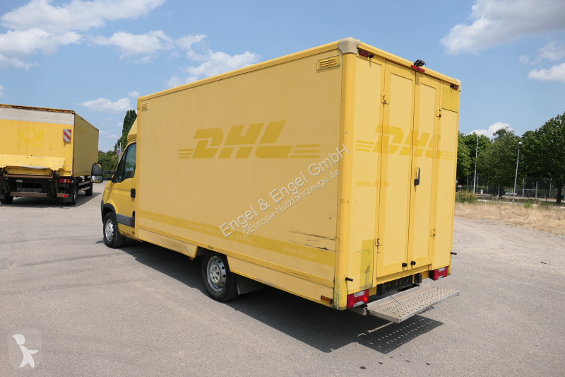 Autoutilitară Iveco Daily 35 S11 C30C AUTOMATIK...