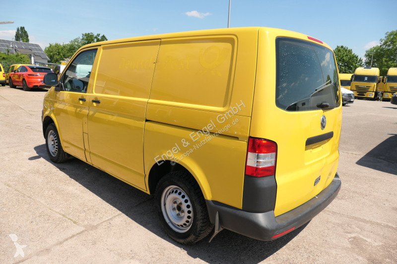 Véhicule utilitaire Volkswagen T5 Transporter...