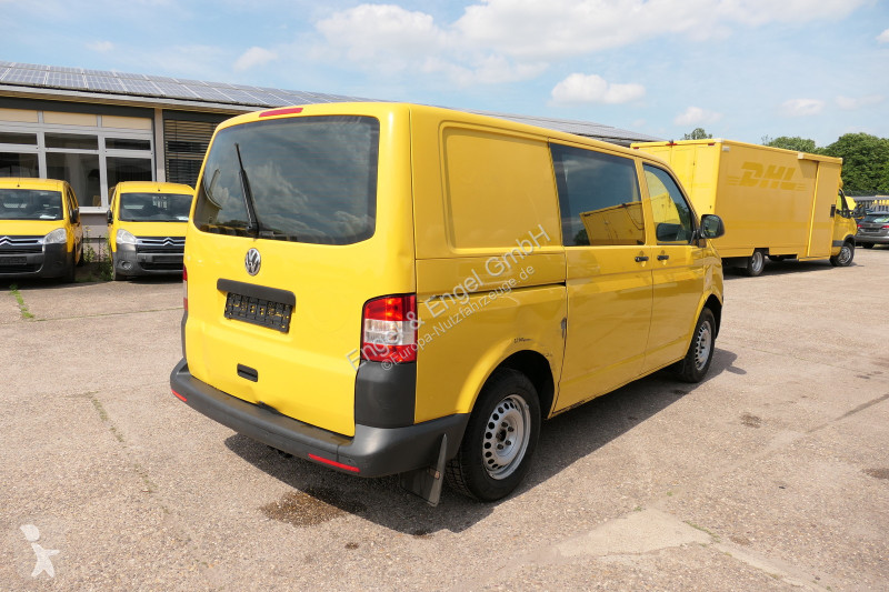Véhicule utilitaire Volkswagen T5 Transporter...