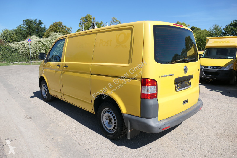 Véhicule utilitaire Volkswagen T5 Transporter...