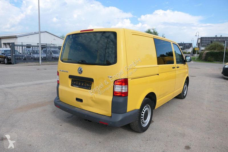 Veículo utilitário Volkswagen T5 Transporter...