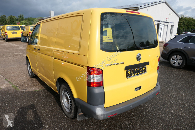 Véhicule utilitaire Volkswagen T5 Transporter...
