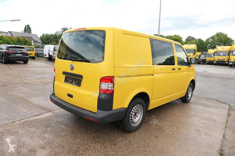 Véhicule utilitaire Volkswagen T5 Transporter...