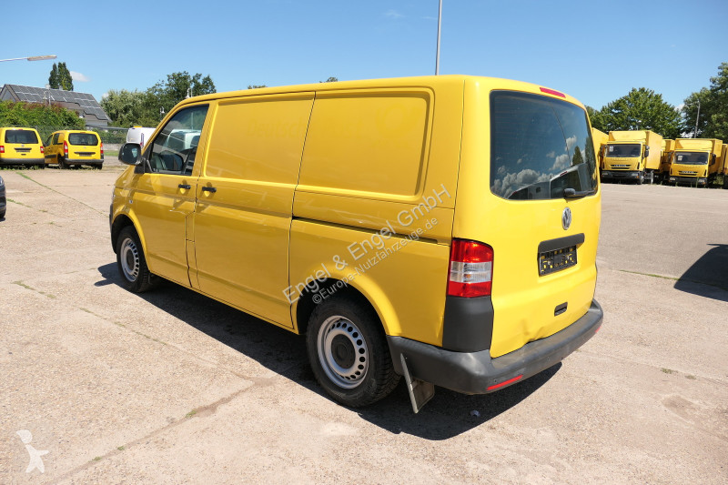 Autoutilitară Volkswagen T5 Transporter 2.0 TDI...