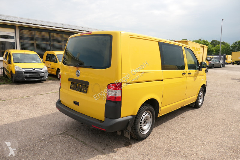 Véhicule utilitaire Volkswagen T5 Transporter...
