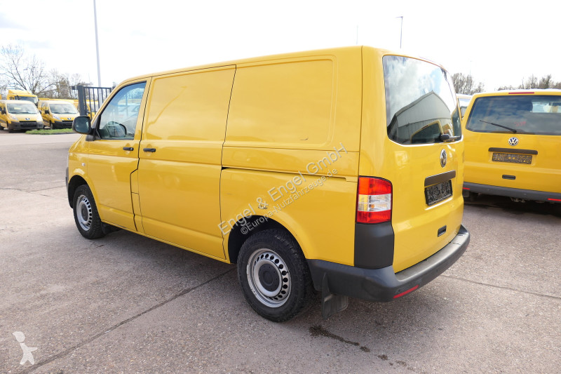 Autoutilitară Volkswagen T5 Transporter 2.0 TDI...