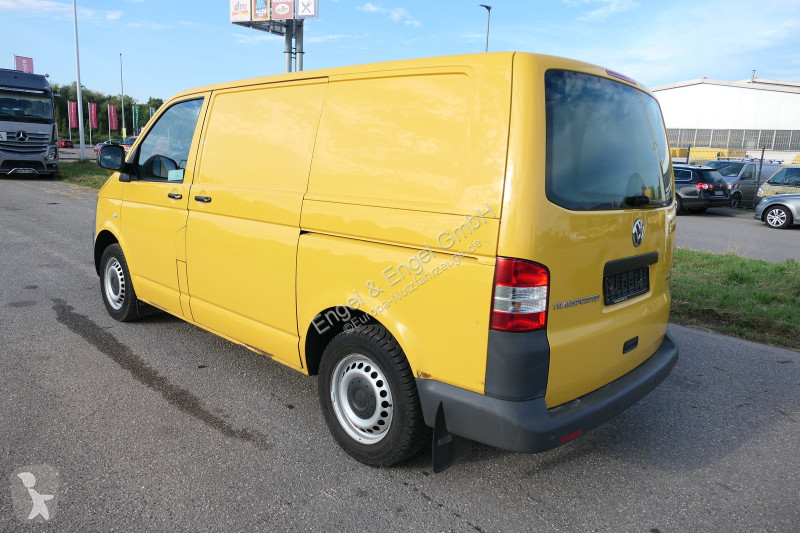 Коммерческий автомобиль Volkswagen T5...